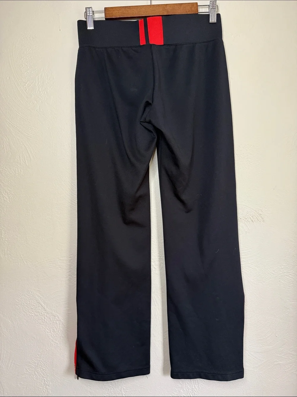 Nike Black Wide Leg‎ Athletic Pants Red Zip Hem Size S Grey Tag